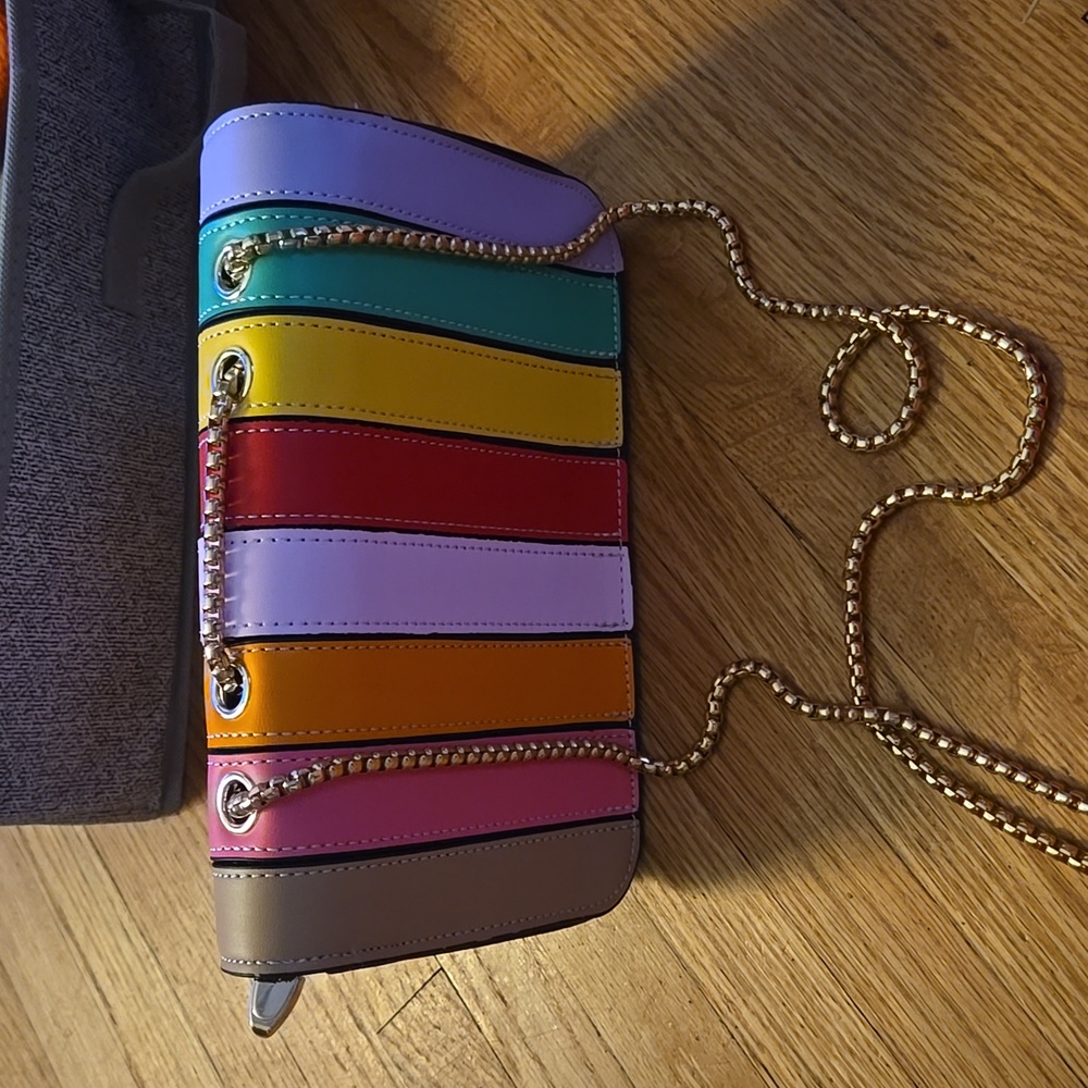 FUN PURSE BUNDLE 10 PURSES INCLUDED - Picture 10 of 12